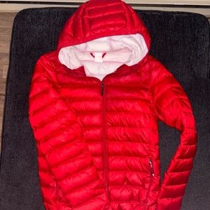 Lolë manteau printemps/automne en très bon état.